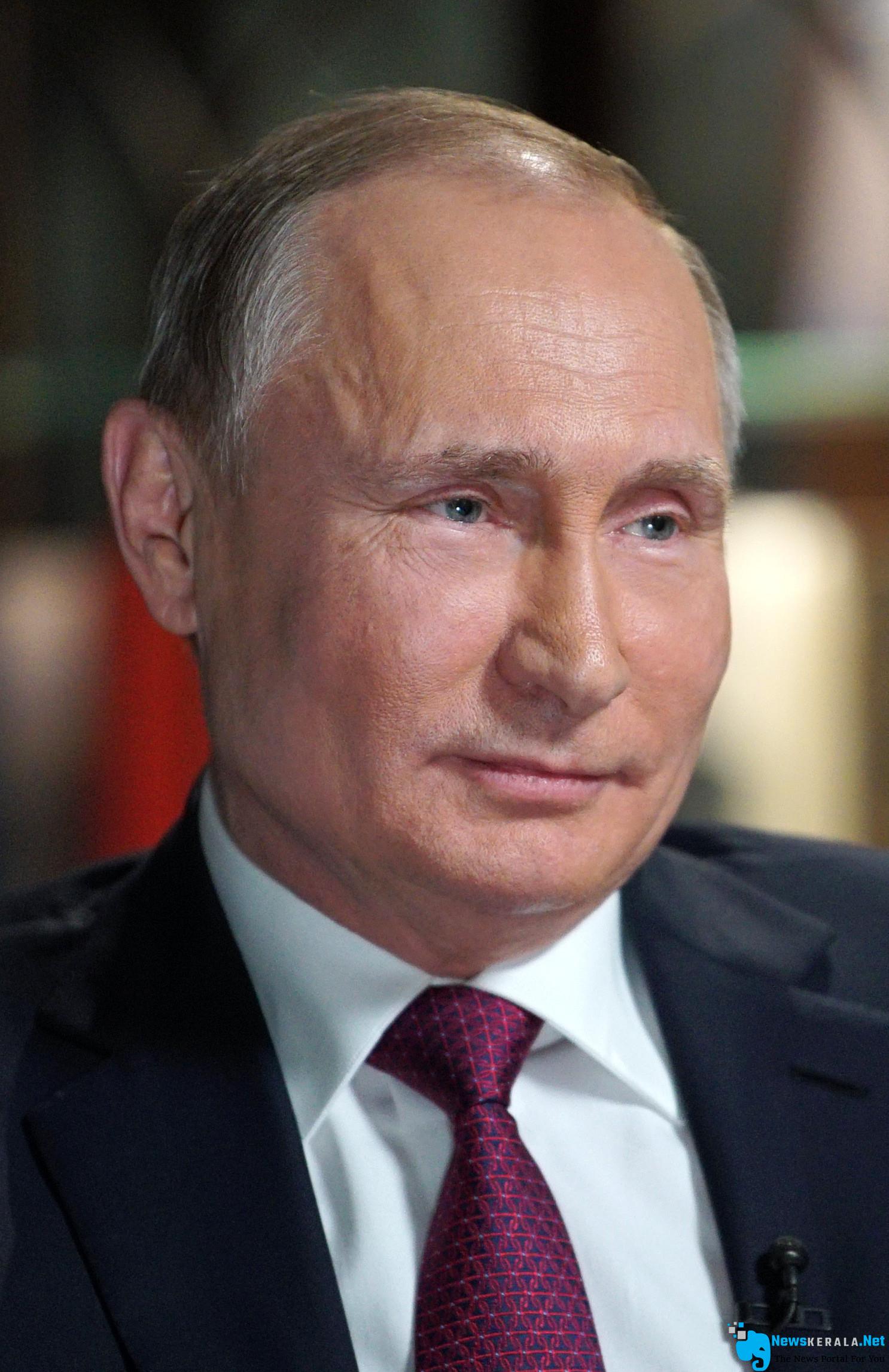 Vladimir_Putin_(2018-03-01)_03_(cropped)