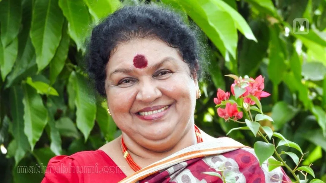 Kaviyoor20Ponnama202.jpg
