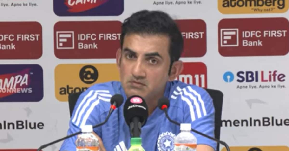 gautam-gambhir-press-meet_1200x630xt.jpg