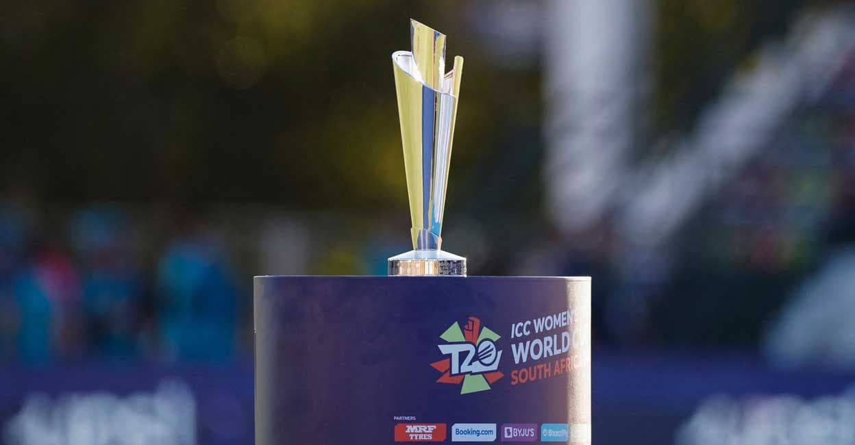 icc-womens-t20-trophy.jpg