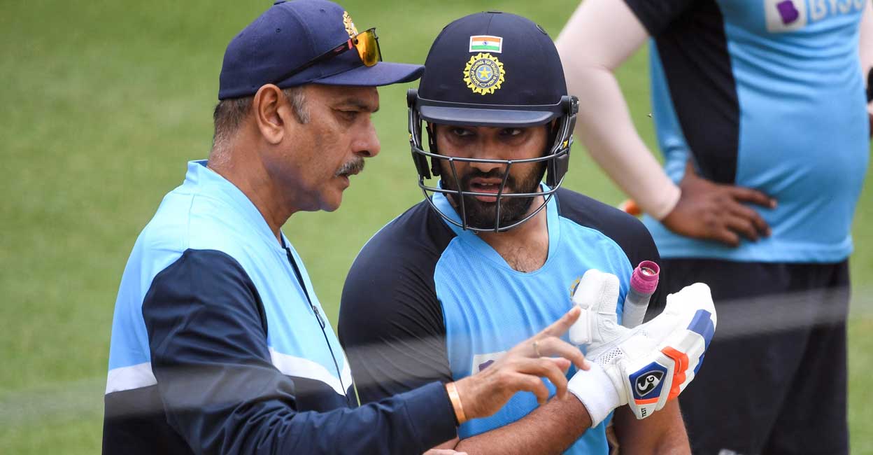 ravi-shastri-rohit.jpg