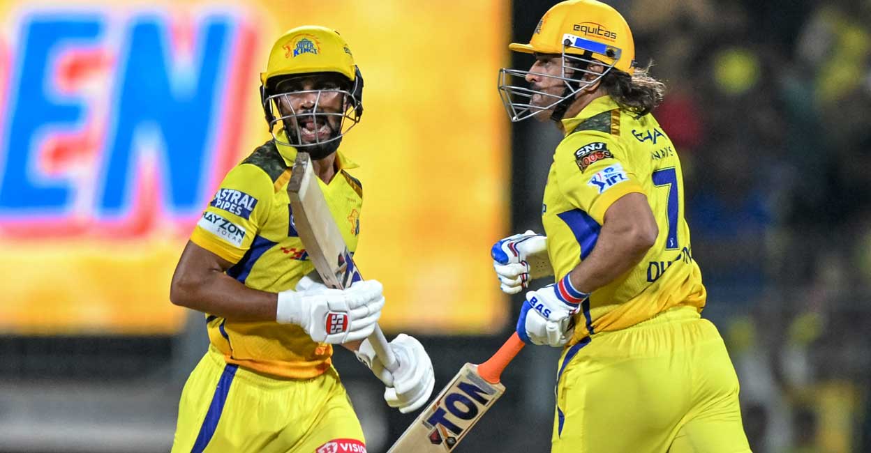 ruturaj-dhoni.jpg