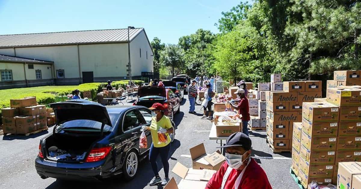 26730960-8180859-many-food-banks-across-the-state-have-been-forced-to-close-becau-a-3-1585848620471.jpeg