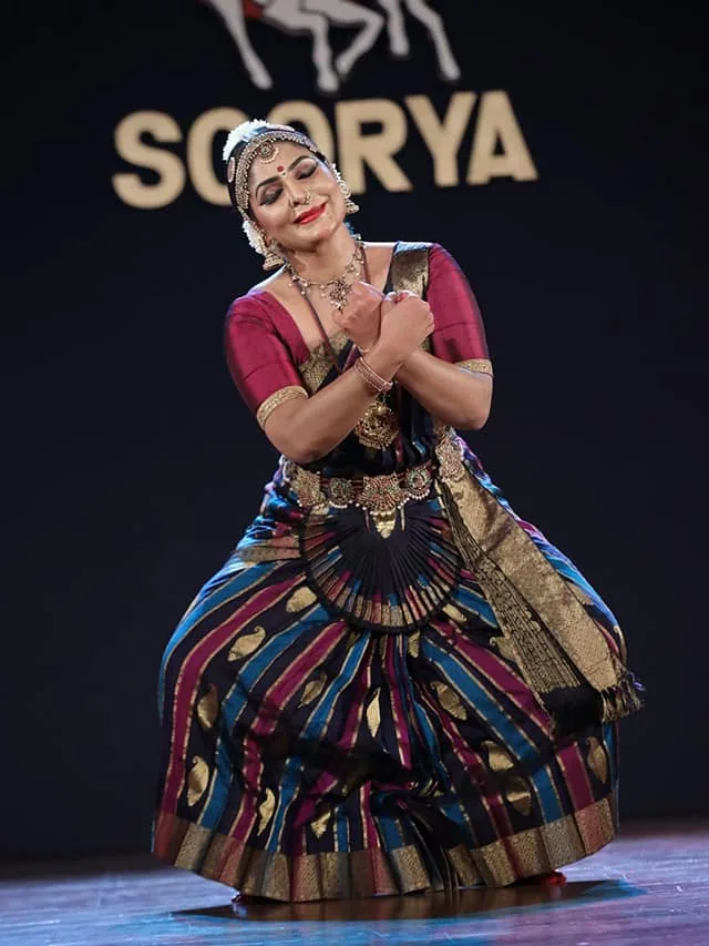 asha-sharath-dance-in-soorya-festival-8.jpg
