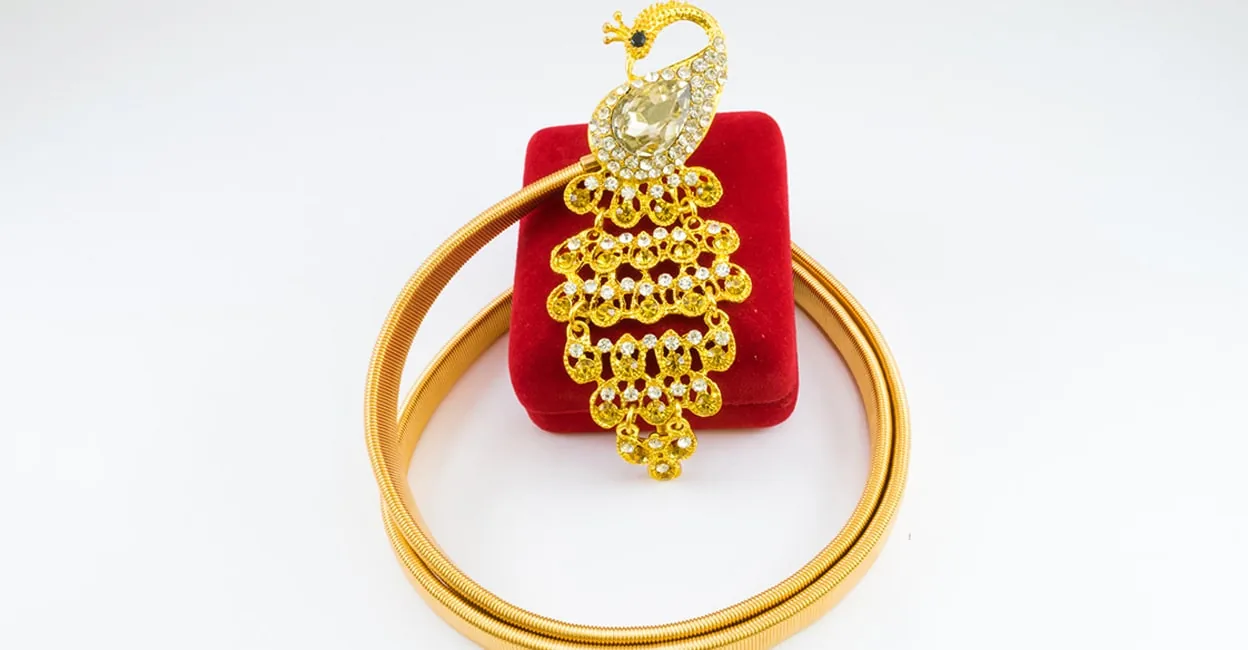 gold-jewellery-oct15-main.jpg