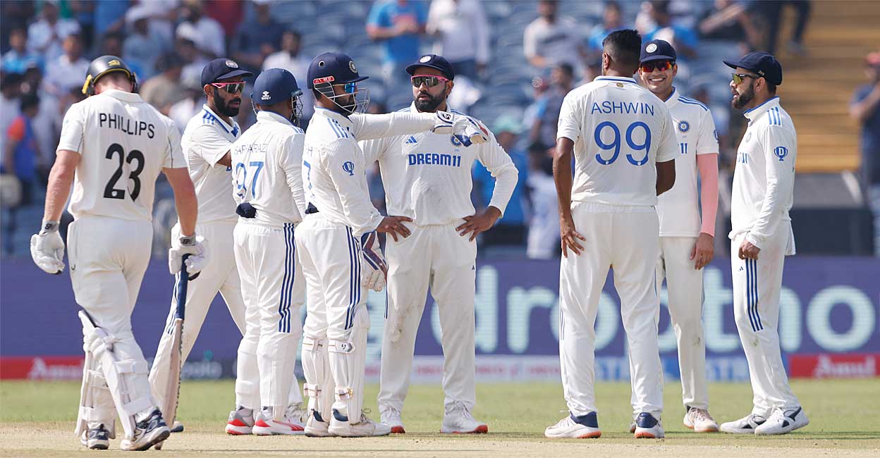india-wicket-celebration.jpg