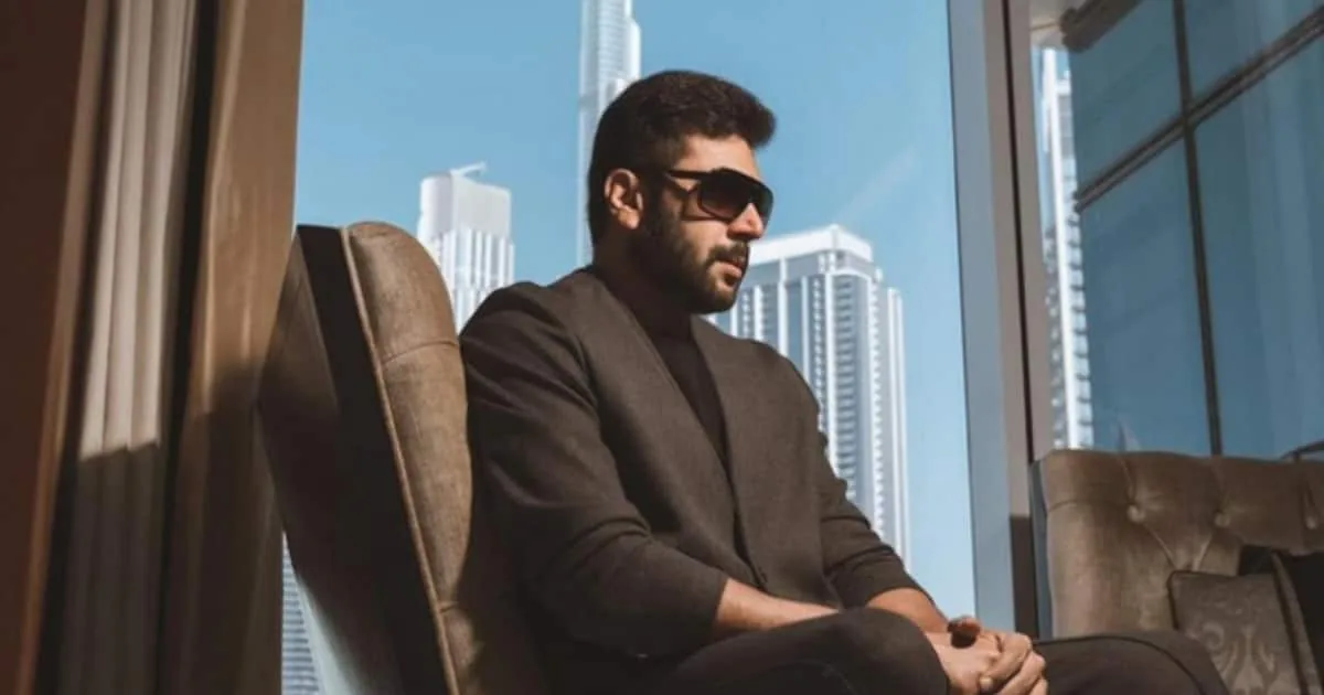 jayam-ravis-stylish-dubai-photo-gets-attention_1200x630xt.jpg