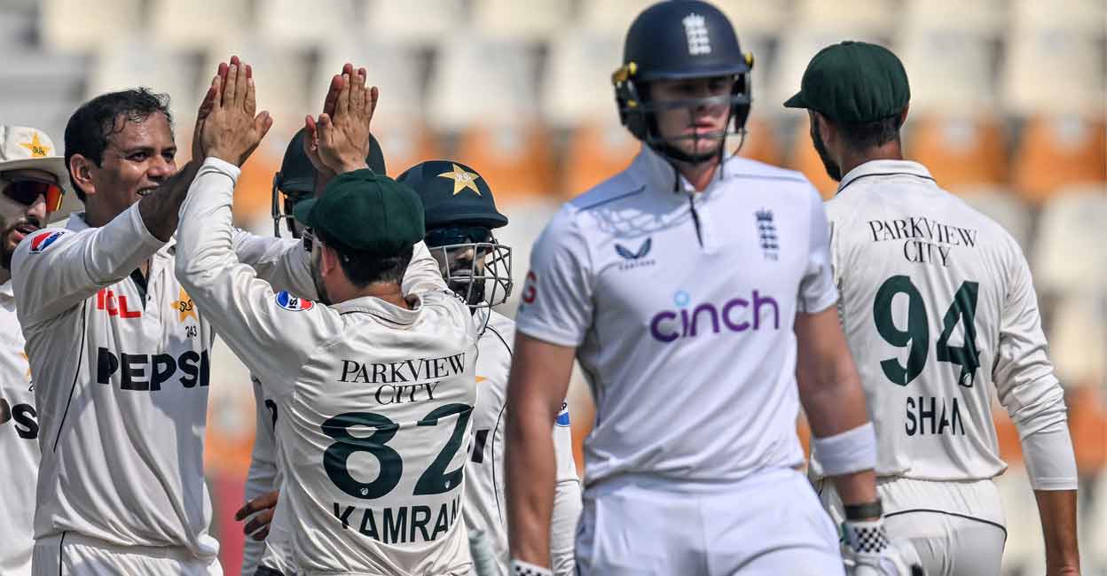 pakistan-vs-england-match.jpg