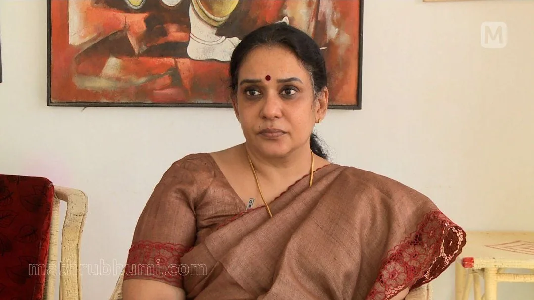 parvathy_t.jpg