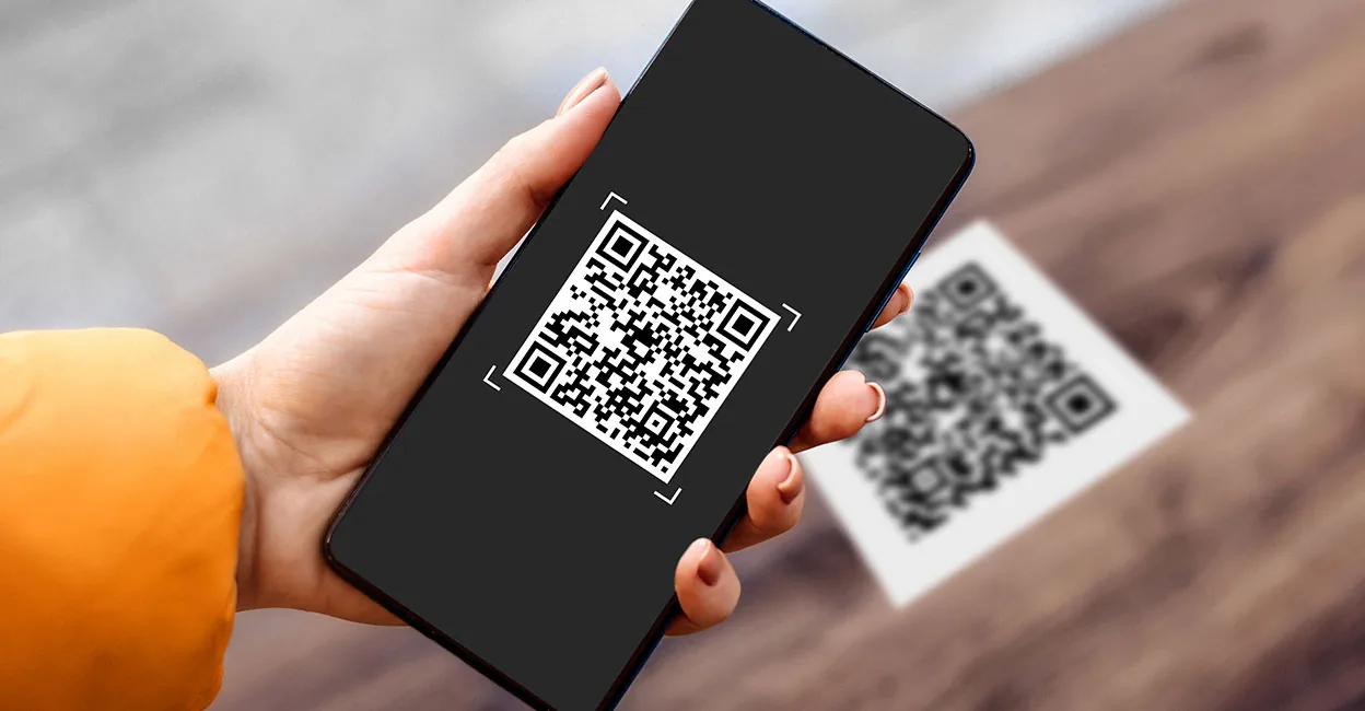 public-urged-to-be-vigilant-of-scam-over-fake-qr-codes-attached-to-parking-meters.jpg