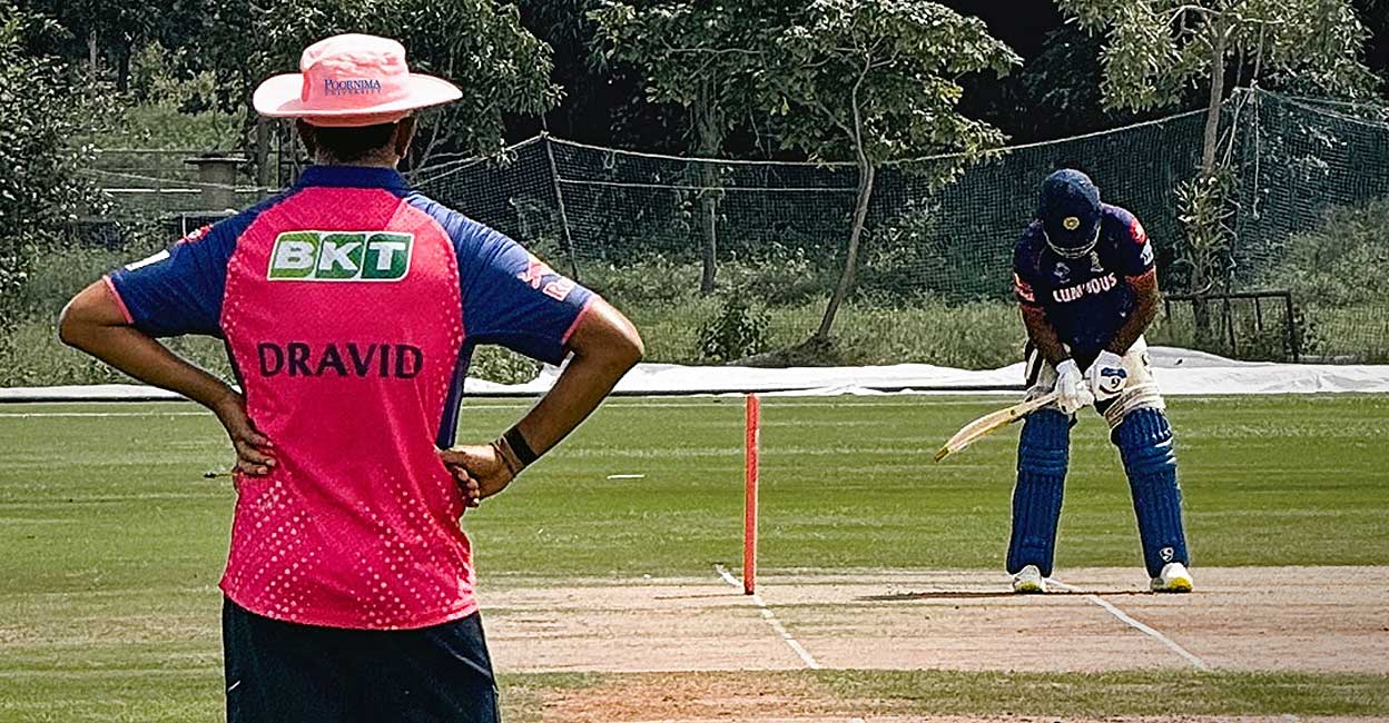 rahul-dravid-sanju-samson.jpg