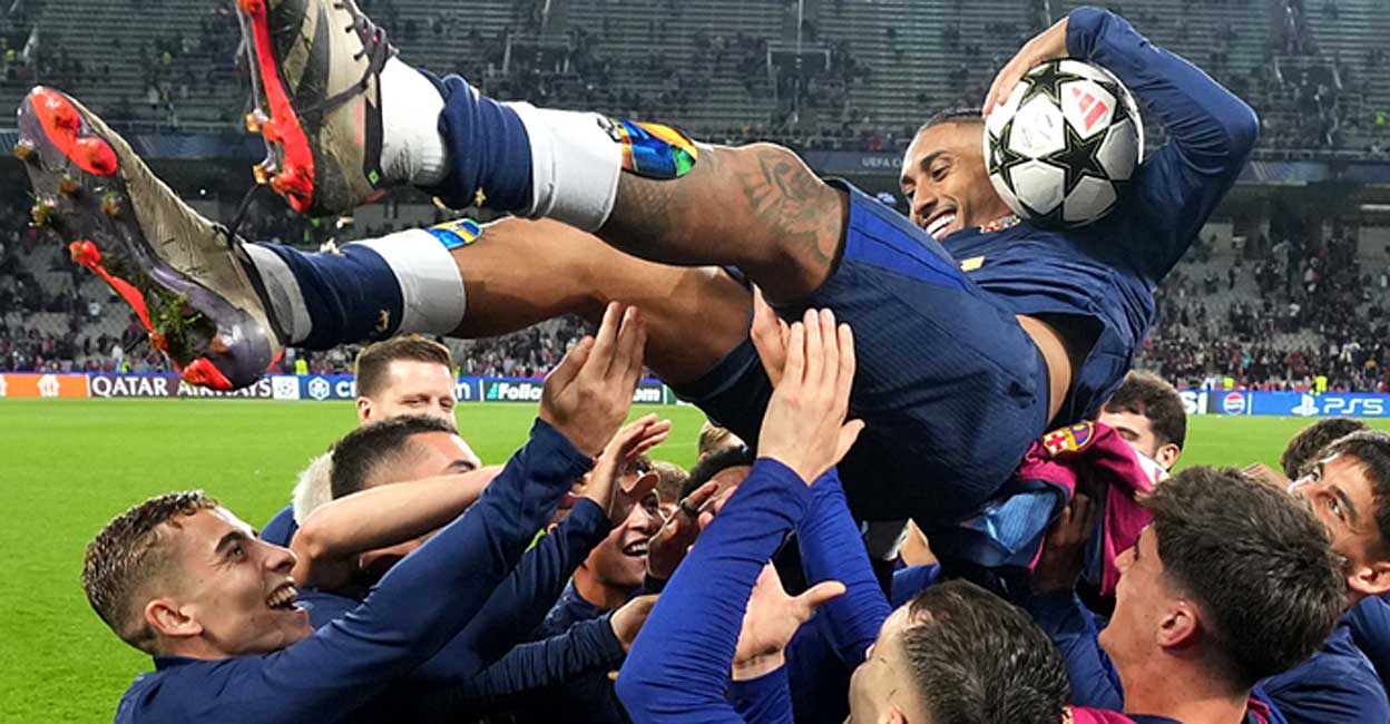 raphinha-hat-trick-celebration.jpg