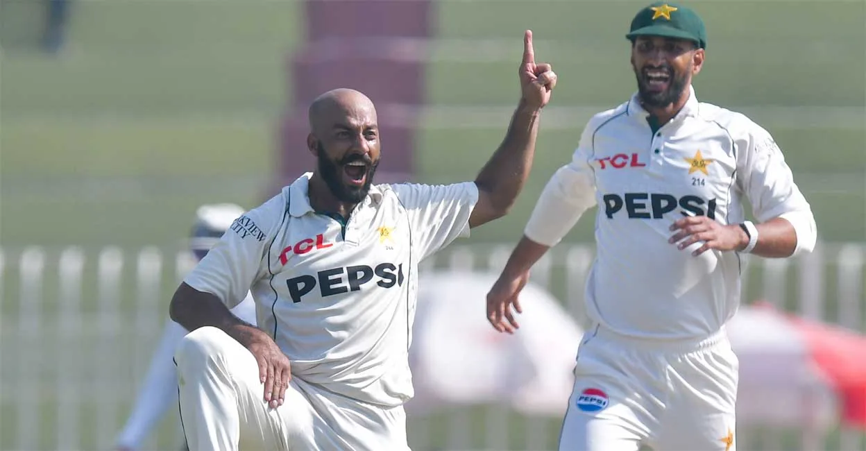 sajid-khan-wicket-celebration.jpg