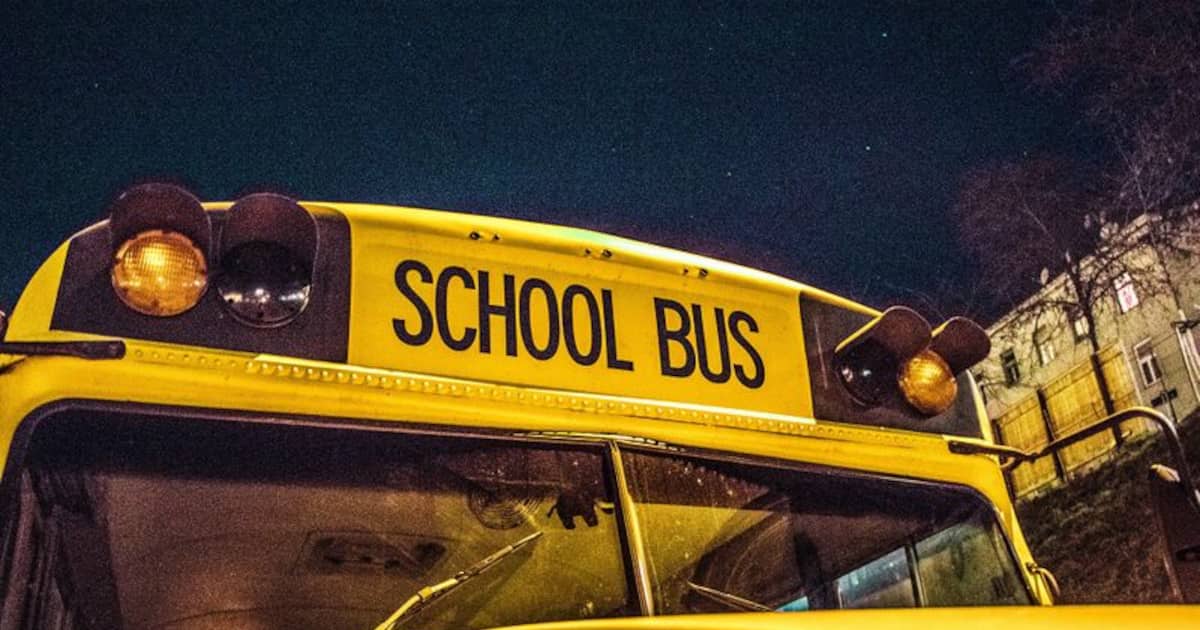 school-bus-4910419-1920-jpg_1200x630xt.jpg