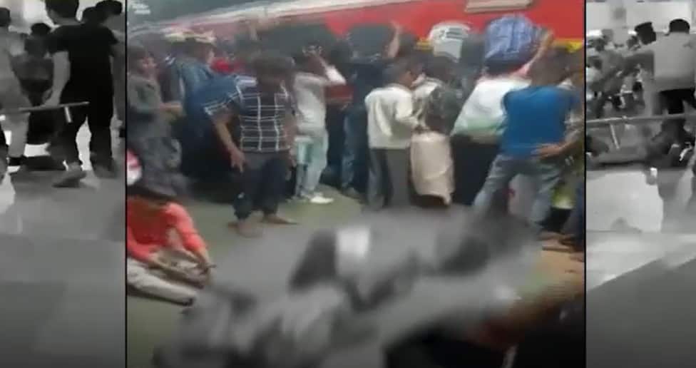 stampade-mumbai.png