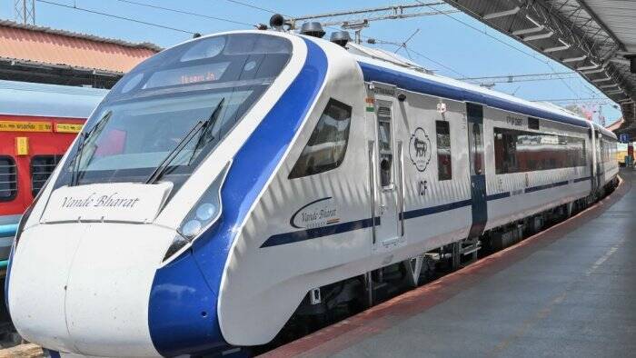 vandebharat.1.2255569.jpg