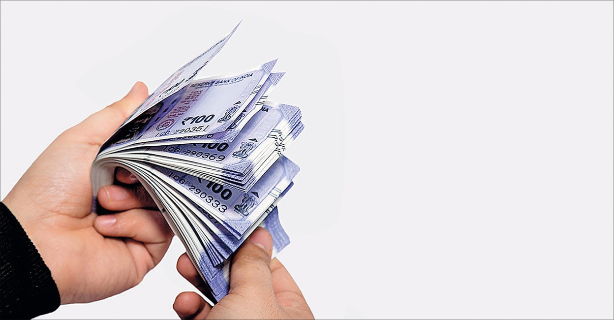 Money-hand.jpg
