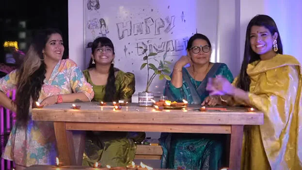 amritha-suresh.1.2975345.jpg