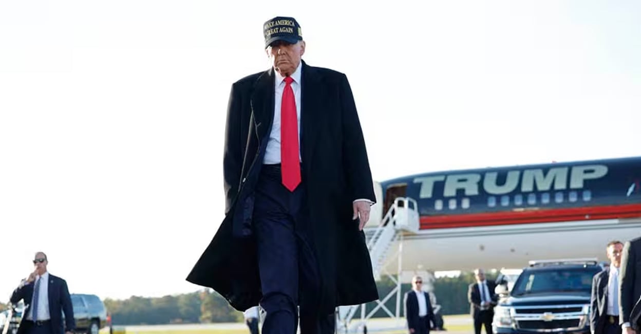 donald-trump-leads-kamala-harris-in-early-trends.jpg