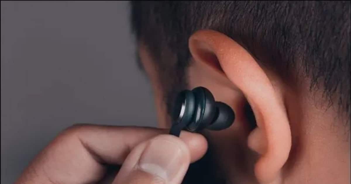 earphone-cleaning-tips_1200x630xt.jpg