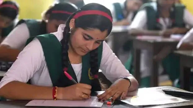 examination.1.2975455.jpg
