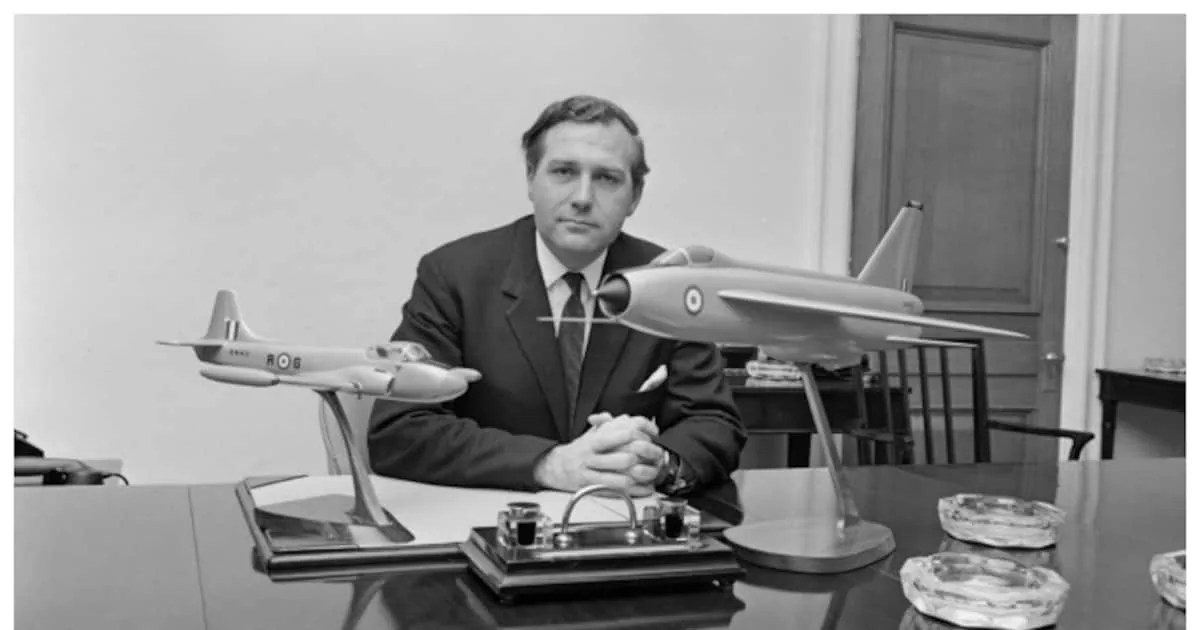 john-stonehouse_1200x630xt.jpg