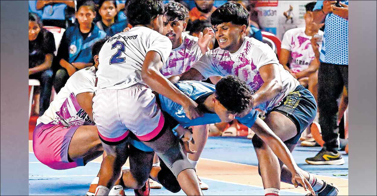 kasargod-kabaddi-team.jpg