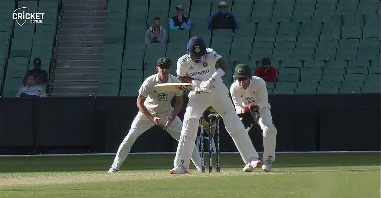 kl-rahul-wicket.jpg