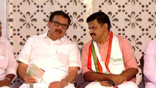 muraleedharan.1.3002977.jpg