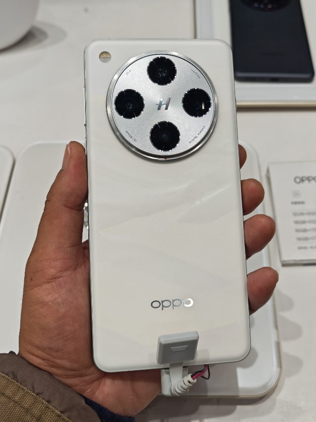oppo.jpg