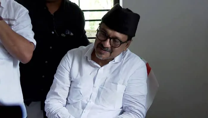 panakkad-sadiq-ali-thangal.png