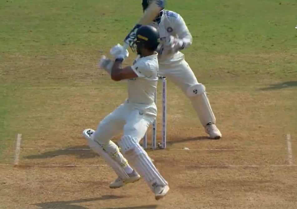 rachin-ravindra-stumping.png
