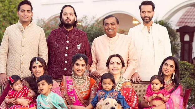 ambani-family-.1.3070338.jpg