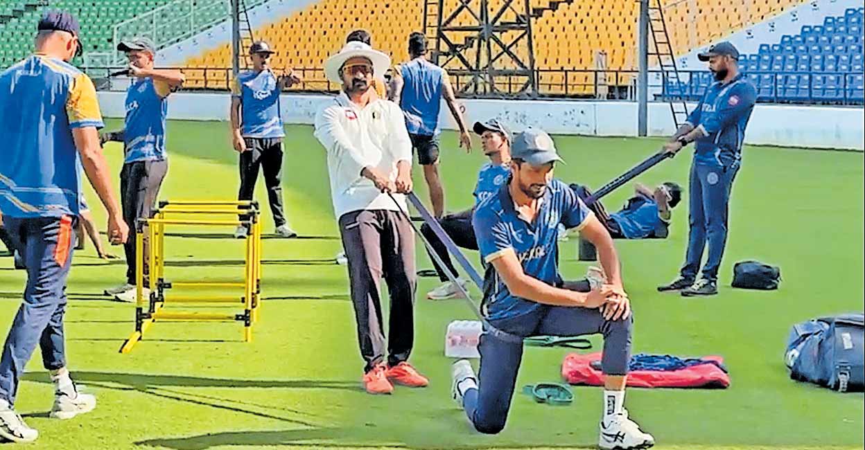 1740461890_kerala-cricket-team.jpg