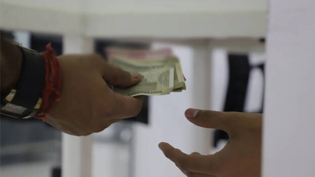 bribe-.1.3132723.jpg