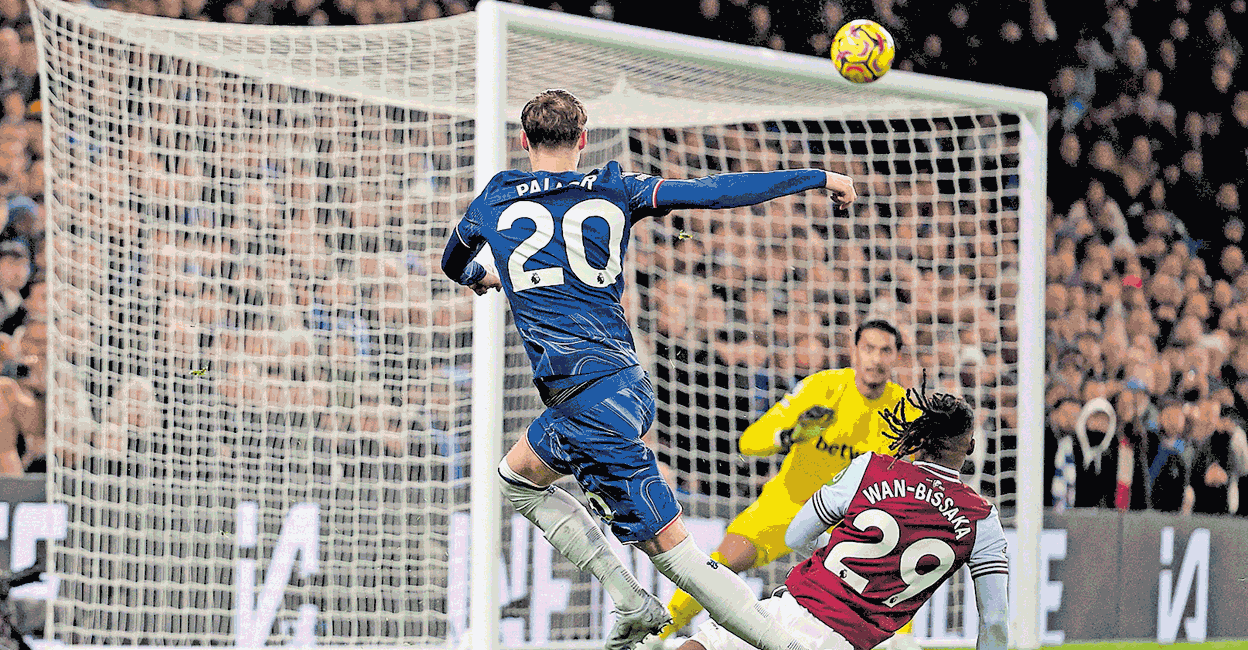 chelsea.gif
