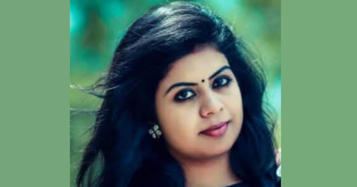 നൃത്ത പരിപാടിക്കായി പോകവെ കാര്‍ നിയന്ത്രണംവിട്ട് മറിഞ്ഞു; മലയാളി അധ്യാപിക മൈസൂരിൽ മരിച്ചു
