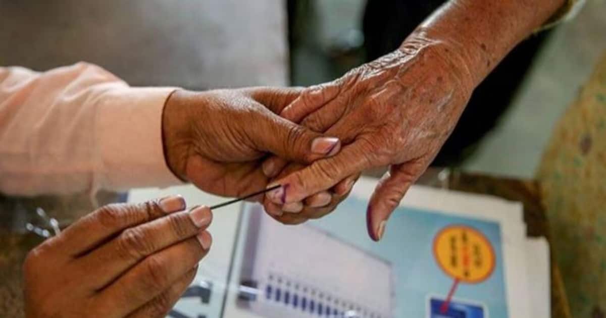 ചരിത്ര നിമിഷമെന്നാല്‍ ഇതാണ്! സ്വാതന്ത്ര്യം ലഭിച്ചതിനു ശേഷമുള്ള കന്നി വോട്ട് രേഖപ്പെടുത്തി ഈ