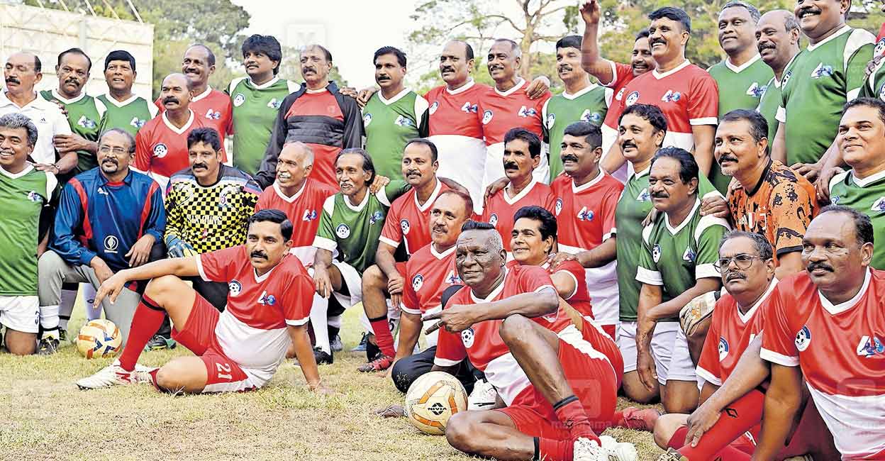 kerala-police-super-11-team.jpg