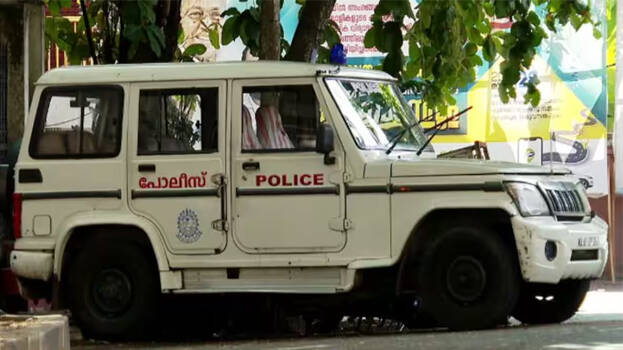 kerala-police.1.3148270.jpg