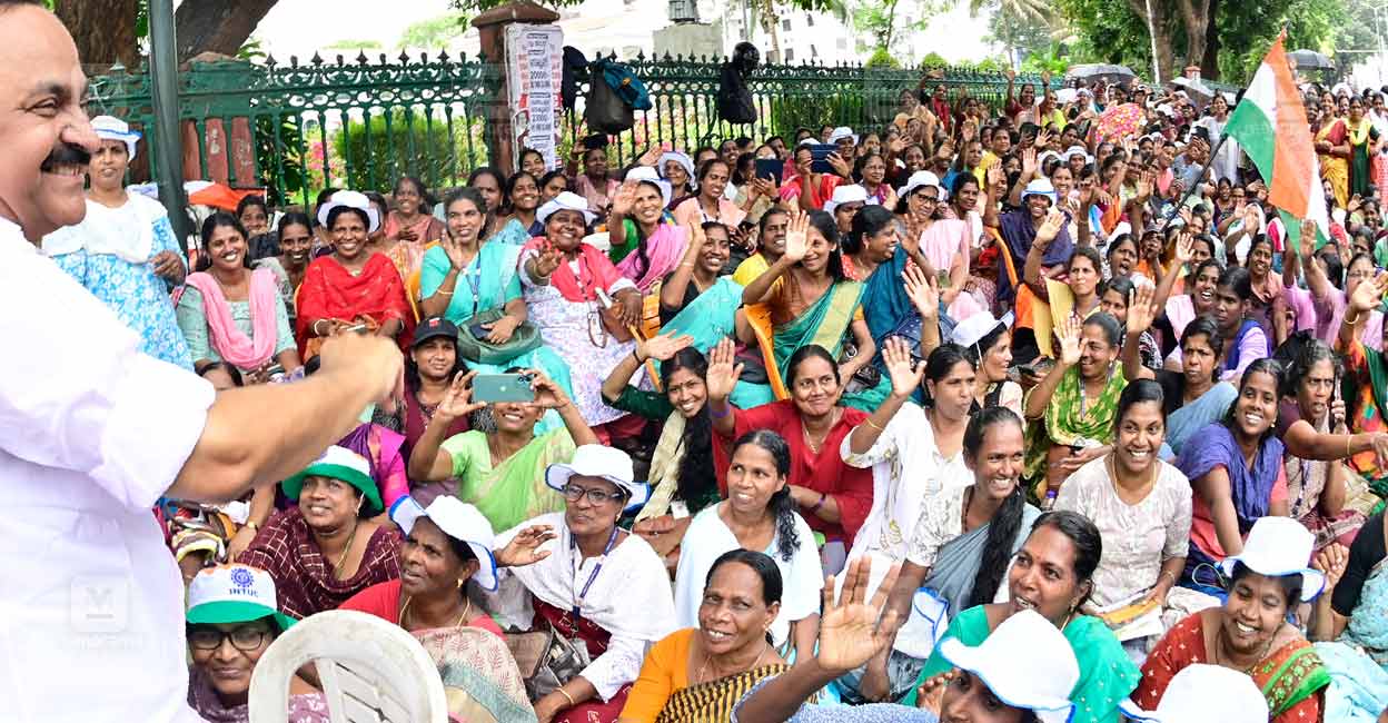 1742837547_asha-worker-strike.jpg