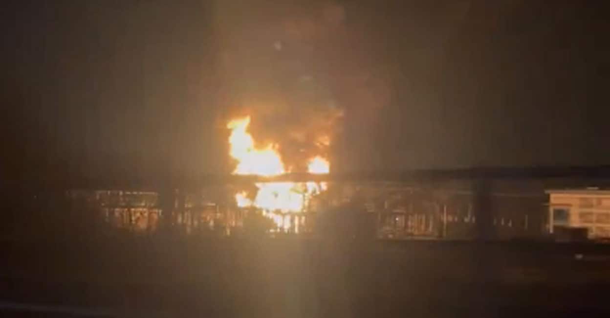 Heathrow-Airport-fire.jpg