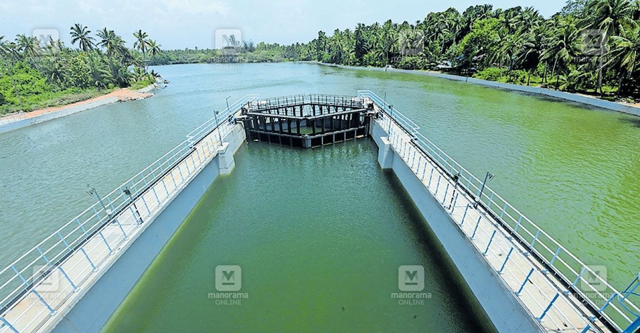 bridge-navigation-lock.jpg