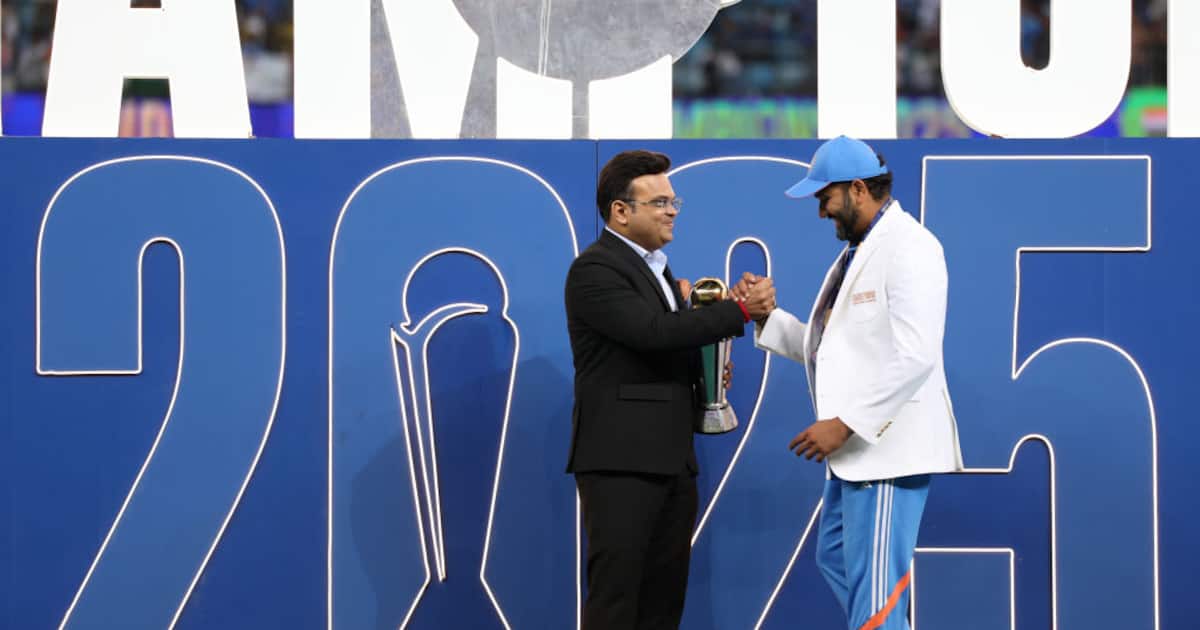 ചാമ്പ്യൻസ് ട്രോഫി സമ്മാനദാനച്ചടങ്ങില്‍ നിന്നും പാക് പ്രതിനിധികളെ ഒഴിവാക്കി, വിവാദം