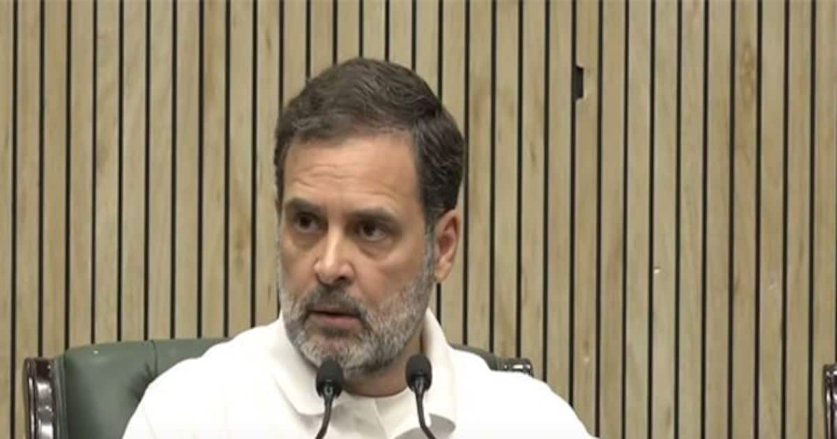 'രാഹുൽ ​ഗാന്ധി അടിക്കടി വിയറ്റ്നാമിൽ പോകുന്നതെന്തിന്'; ചോ​ദ്യവുമായി ബിജെപി, മറുപടി നൽകി കോൺ​ഗ്രസ്‌