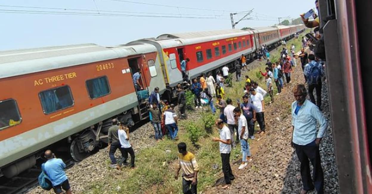 kamakhya-express.jpg