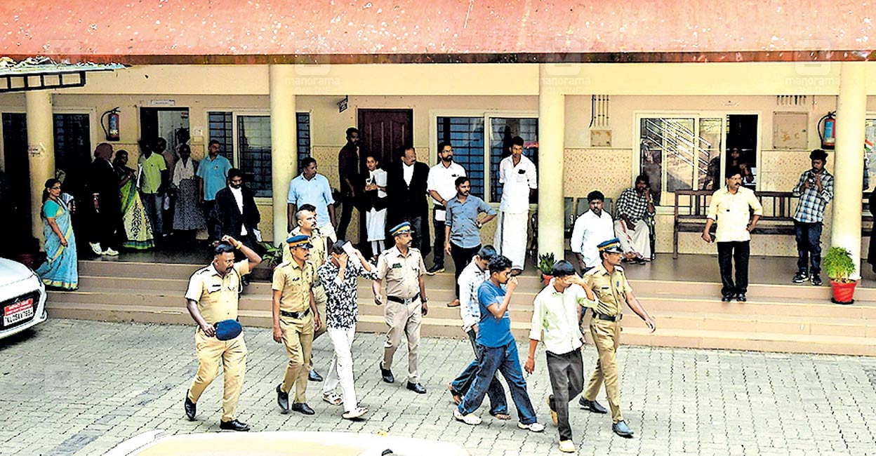 kottayam-nursing-college-ragging-case.jpg