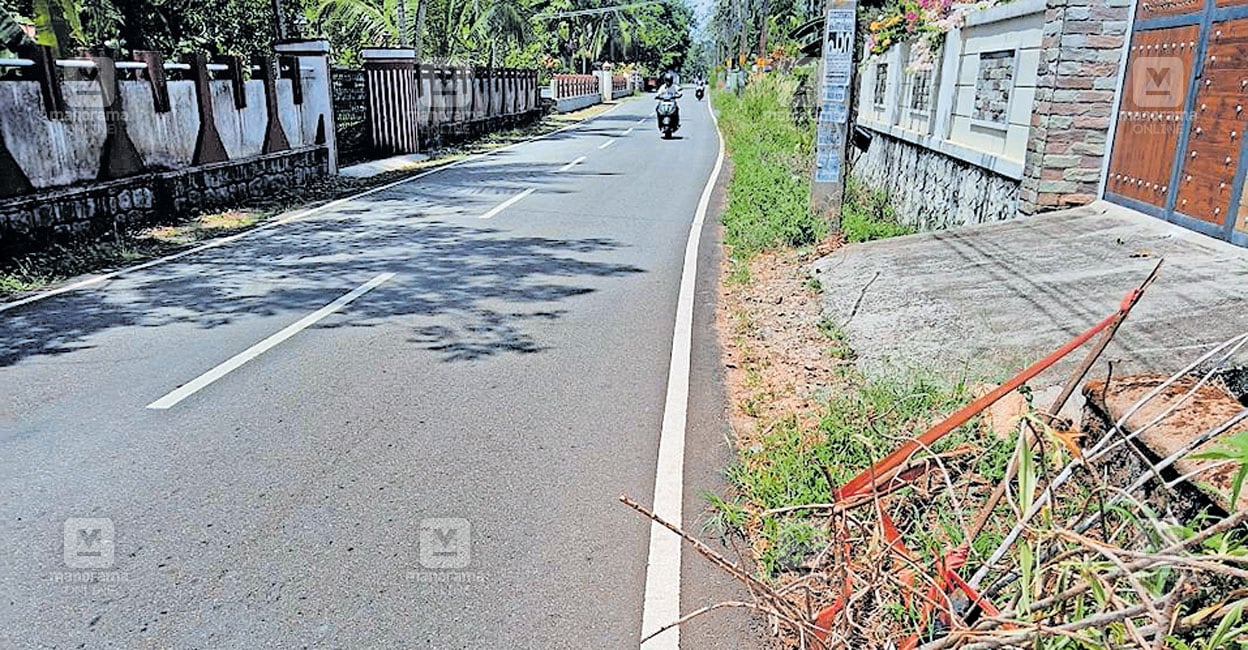 kozhancheri-road.jpg
