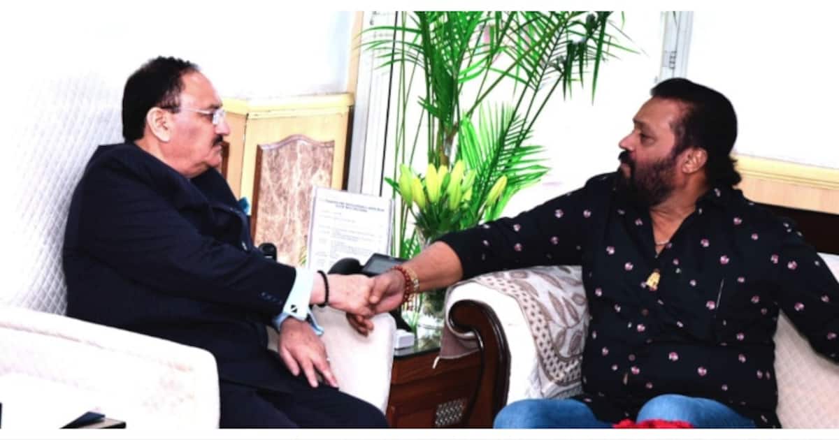 ആശാവർക്കർമാരുടെ സമരം: കേന്ദ്ര ആരോ​ഗ്യമന്ത്രി ജെ പി നദ്ദയുമായി കൂടിക്കാഴ്ച നടത്തി കേന്ദ്രമന്ത്രി