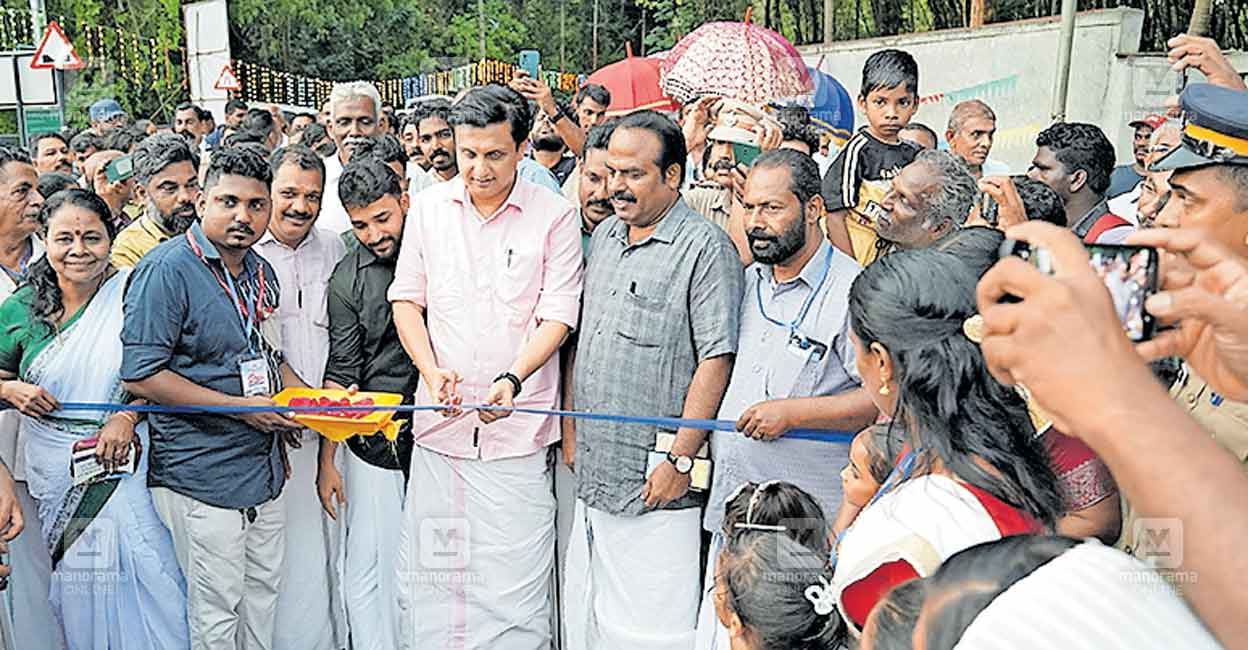 muttikadav-pa-muhammad-riyas.jpg